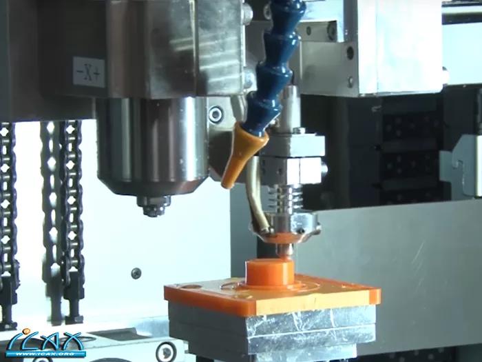 榎本工业株式会社打造出了日本第一台5轴混合制造3D打印机